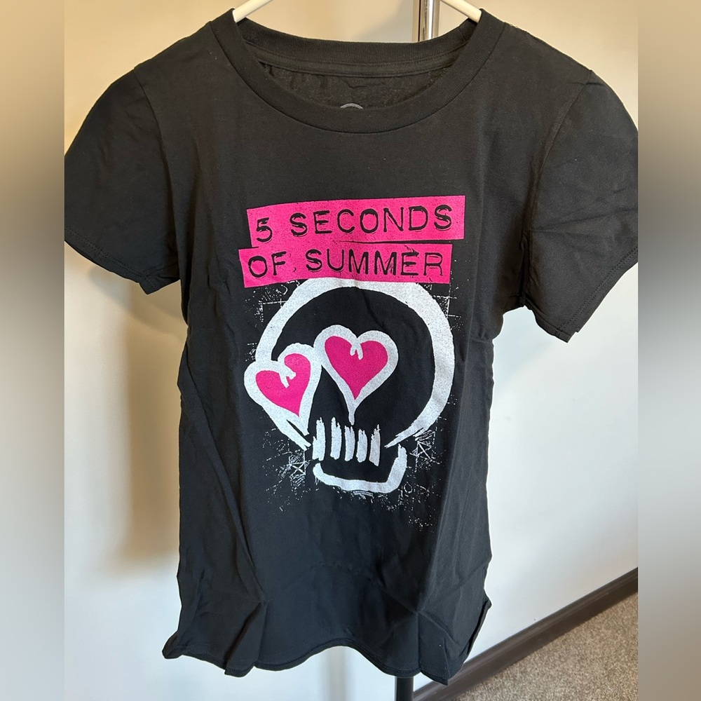 5 Seconds Of Summer Band TShirt Small Black